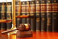 Bán hàng giả, hàng nhái có vi phạm pháp luật không, mức xử lý ra sao?