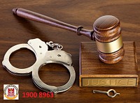 Tước quyền bào chữa của Luật sư liệu có đúng luật?
