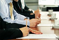 Người đại diện theo pháp luật bỏ trốn giải quyết như thế nào?